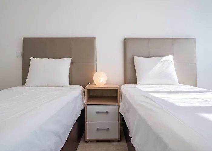 Akicity Lisboa Pearl II